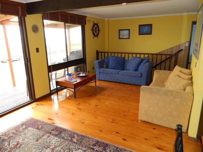 175 The Esplanade, Indented Head VIC 3223