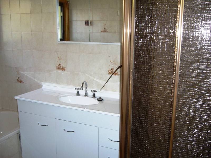 143 THE ESPLANADE, Portarlington VIC 3223