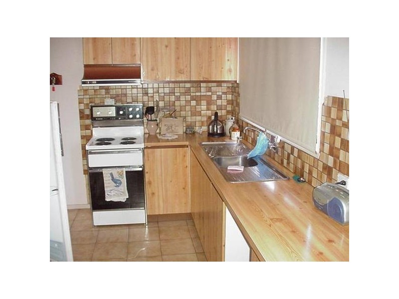 7 WHITING
AVENUE, Indented Head VIC 3223