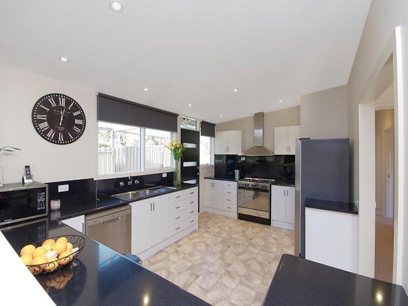 4 San Fernando Avenue, Portarlington VIC 3223