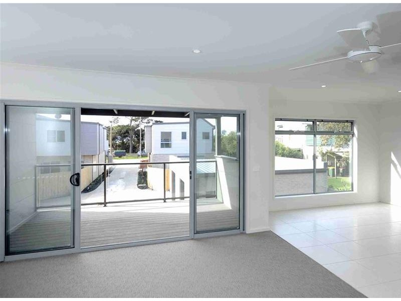 2-326 The Esplanade, Indented Head VIC 3223