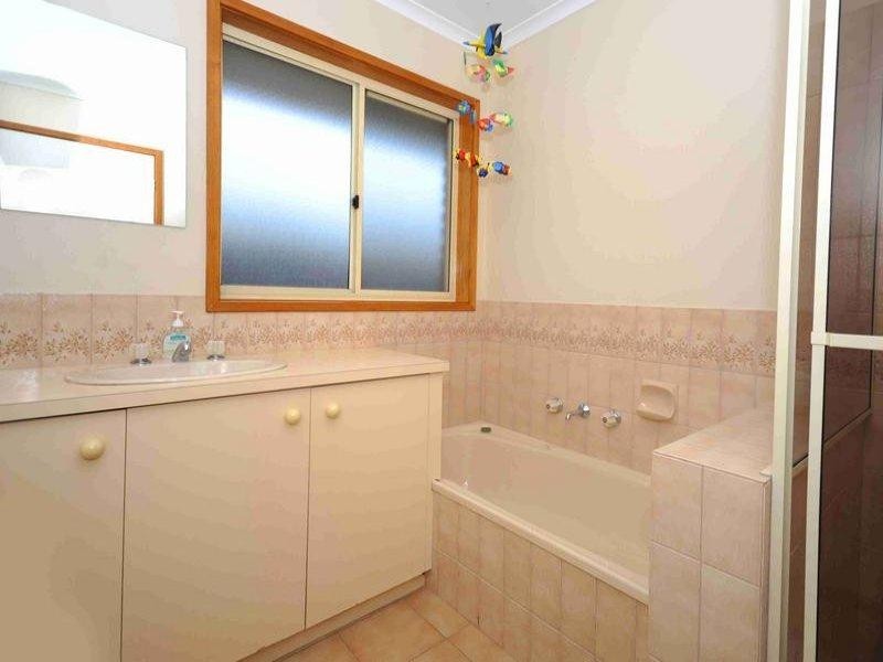 12 Sunset Boulvard Road, Portarlington VIC 3223