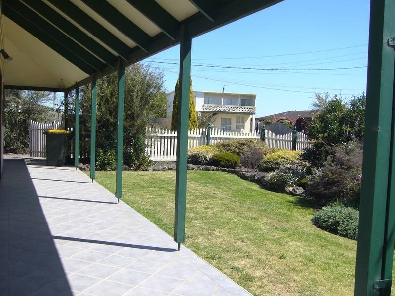 4 GREGORY COURT, Indented Head VIC 3223
