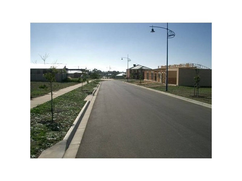 206 Pearl Bay Passage, St Leonards VIC 3223