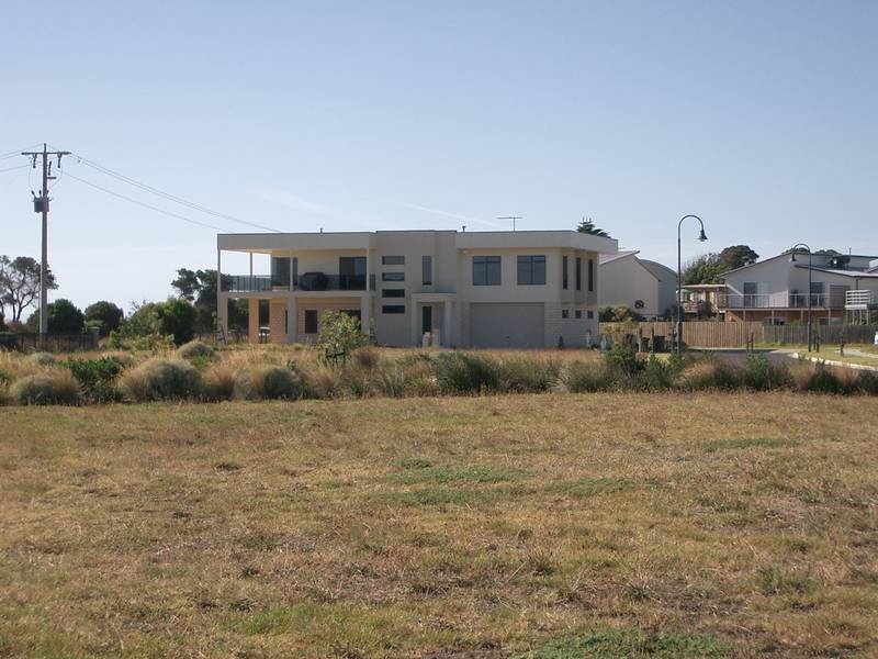 260 The Esplanade, Indented Head VIC 3223