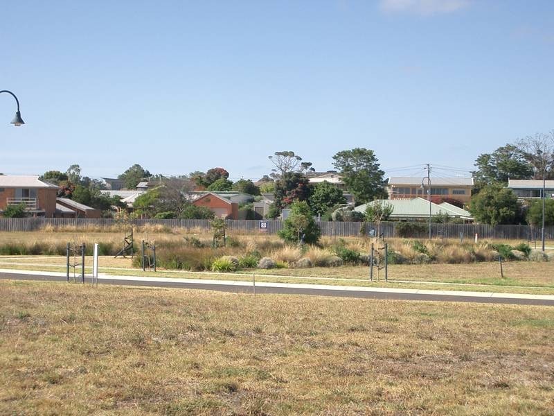 260 The Esplanade, Indented Head VIC 3223