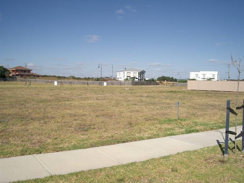 260 The Esplanade, Indented Head VIC 3223