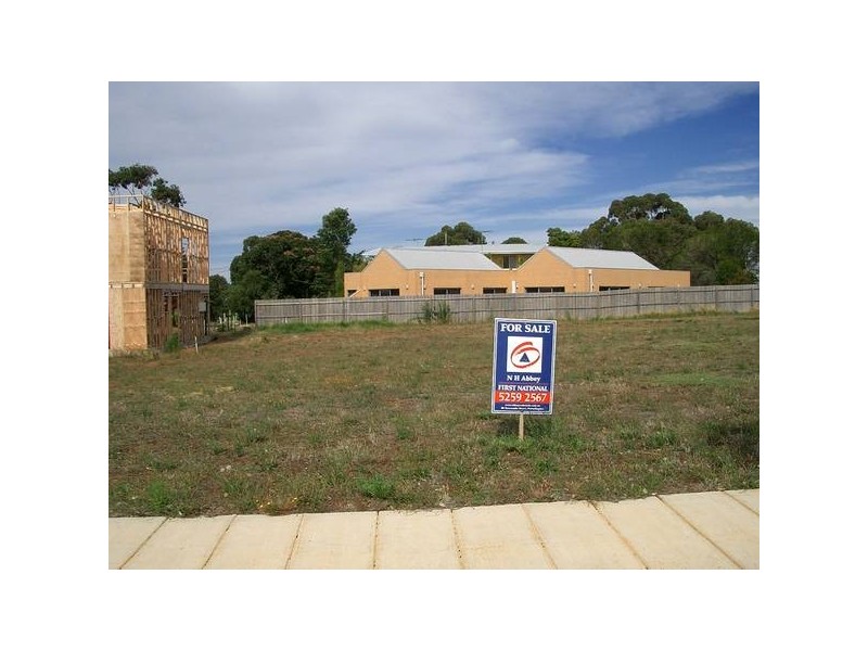 230 MAINSAIL DRIVE, St Leonards VIC 3223