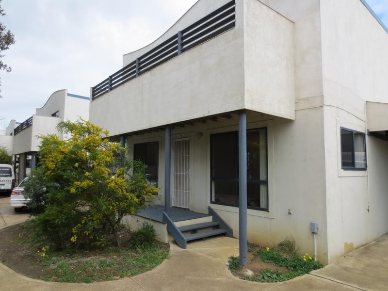 2/38 Ward Street, St Leonards VIC 3223