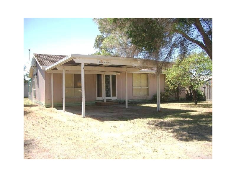 9 HOPETOUN STREET, St Leonards VIC 3223