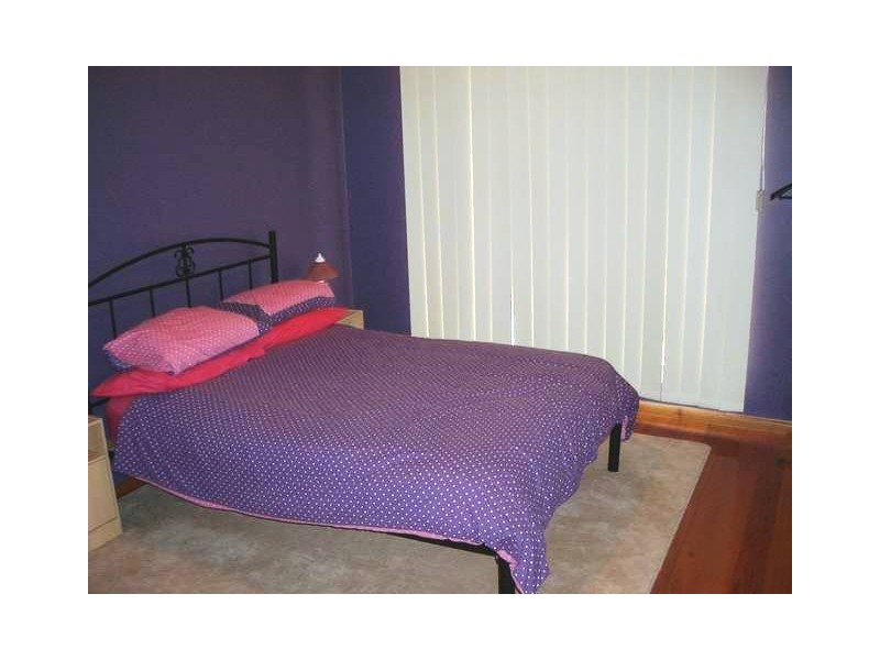 9 HOPETOUN STREET, St Leonards VIC 3223