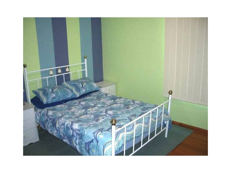 9 HOPETOUN STREET, St Leonards VIC 3223