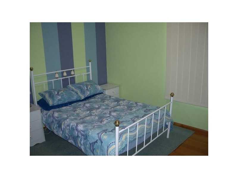 9 HOPETOUN STREET, St Leonards VIC 3223