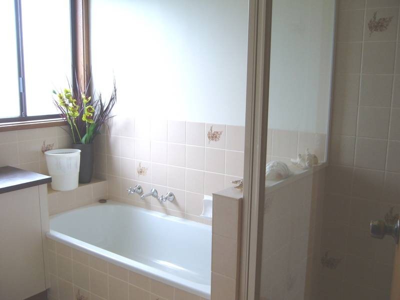 63 THE ESPLANADE, Portarlington VIC 3223