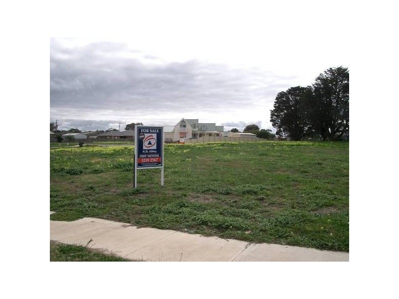 15 Peter Street, Indented Head VIC 3223