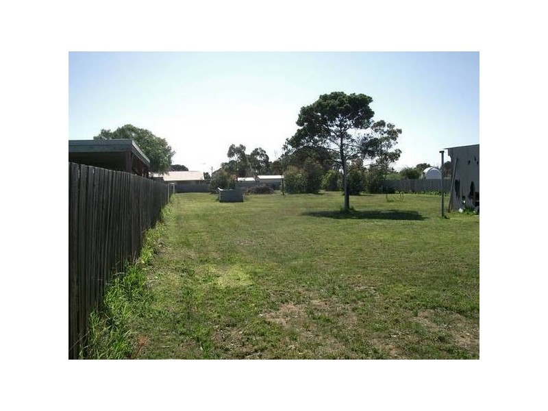 39 Leviens Road, St Leonards VIC 3223