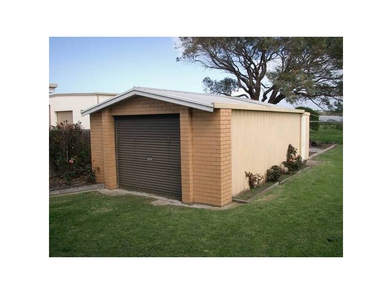 427 The Esplanade, St Leonards VIC 3223