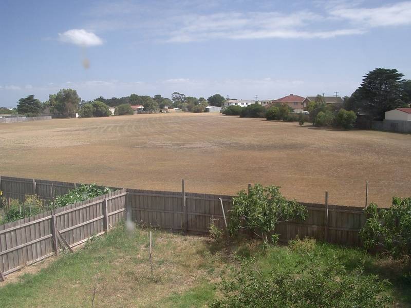 15 Coach Road, Indented Head VIC 3223