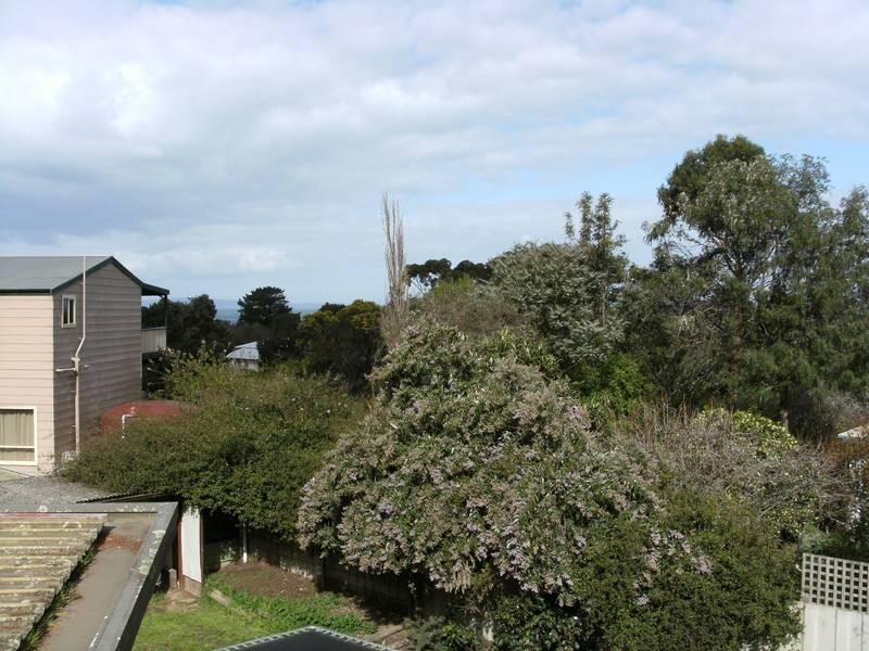 13 Cliff Street, St Leonards VIC 3223