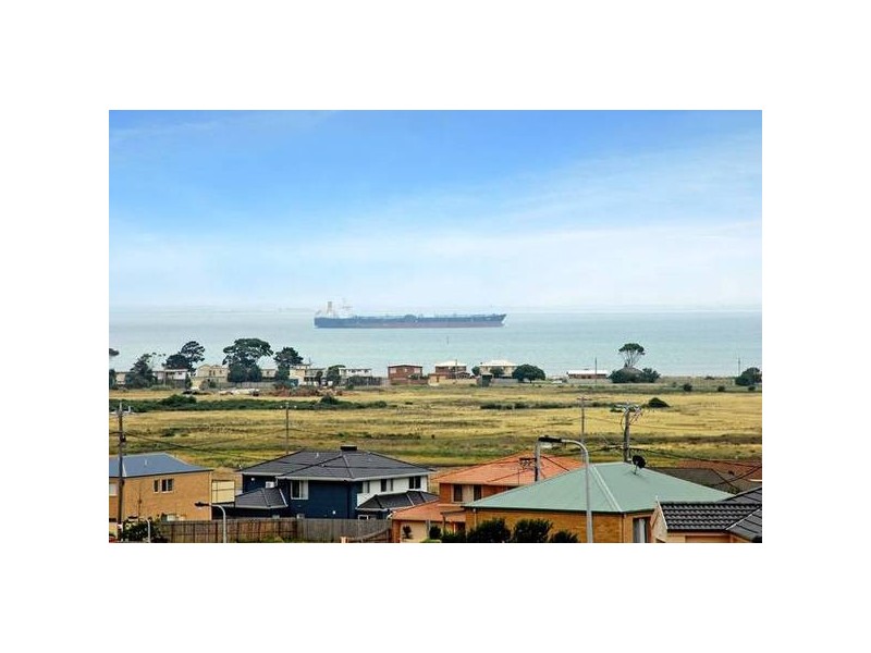 15 Golden Grove, Portarlington VIC 3223