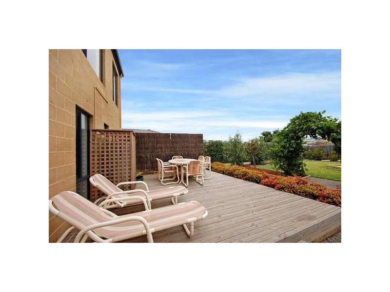 15 Golden Grove, Portarlington VIC 3223