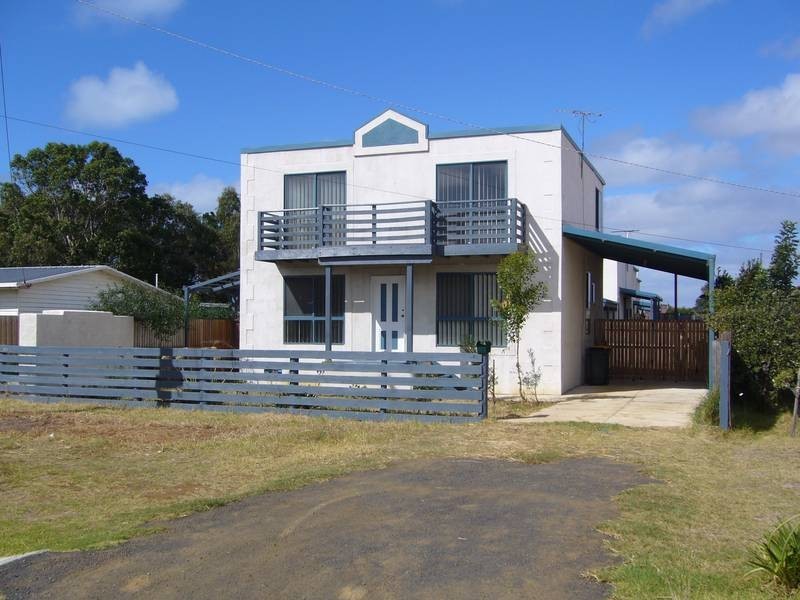 1/38 Ward Street, St Leonards VIC 3223