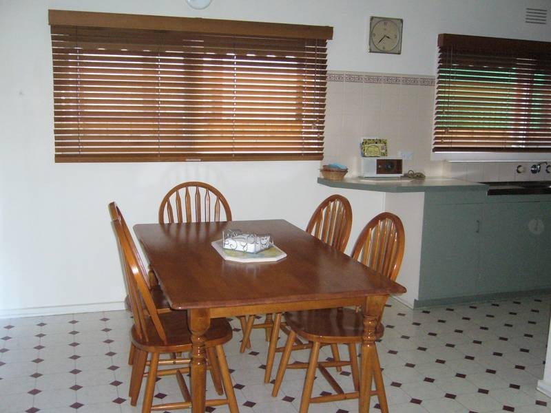 28 BLANCHE STREET, St Leonards VIC 3223