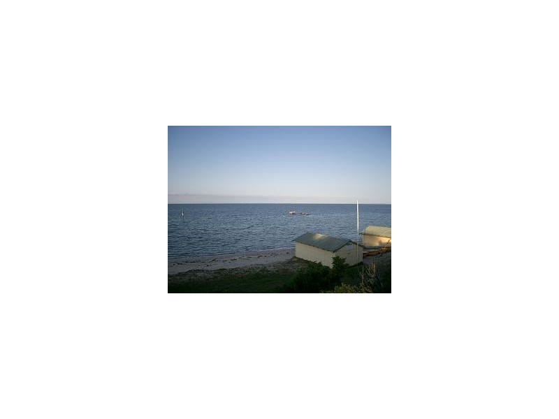 2/151 Seabird Court, Indented Head VIC 3223