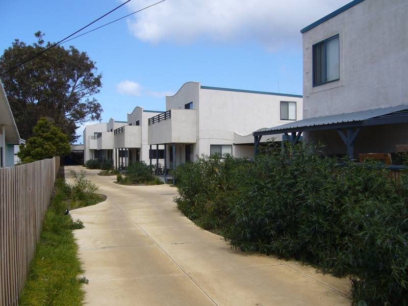 4/38 Ward Street, St Leonards VIC 3223