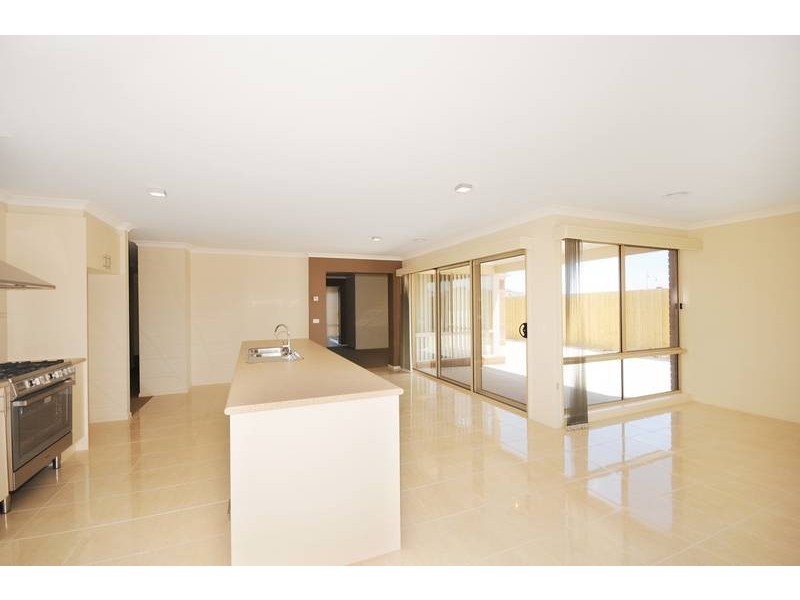 7 Seafarer Court, Indented Head VIC 3223