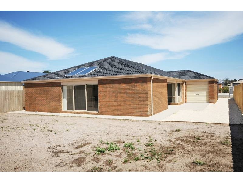 7 Seafarer Court, Indented Head VIC 3223