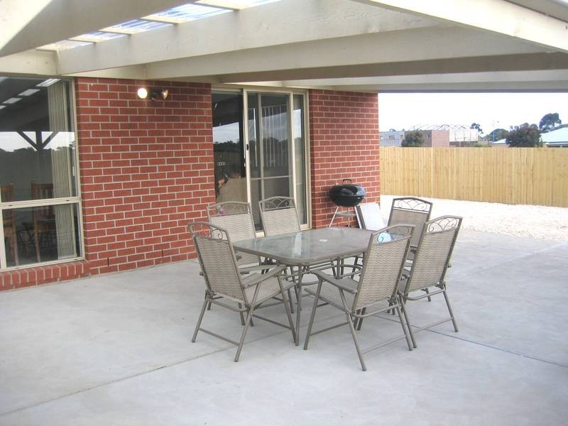 20 JELLY JUNCTION, St Leonards VIC 3223