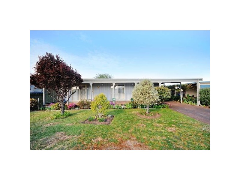11 Mouchmore Avenue, St Leonards VIC 3223