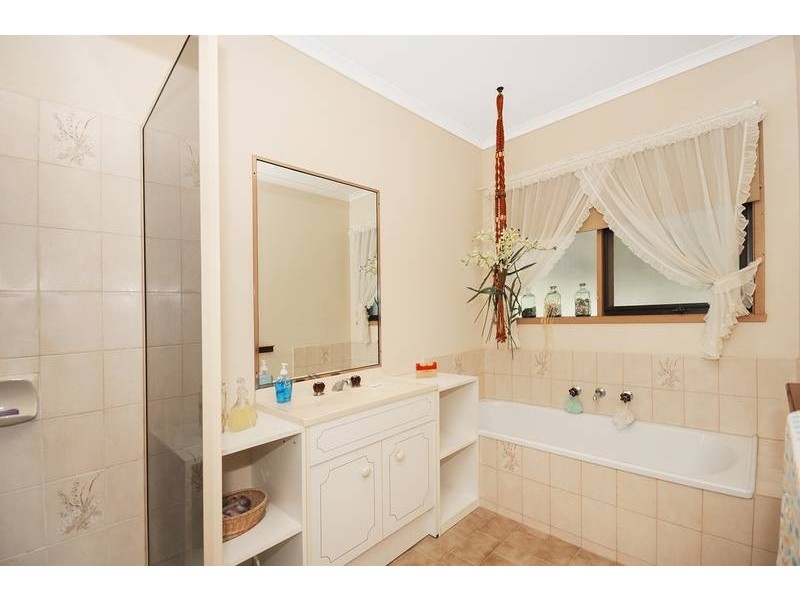 2/97 Fenwick, Portarlington VIC 3223