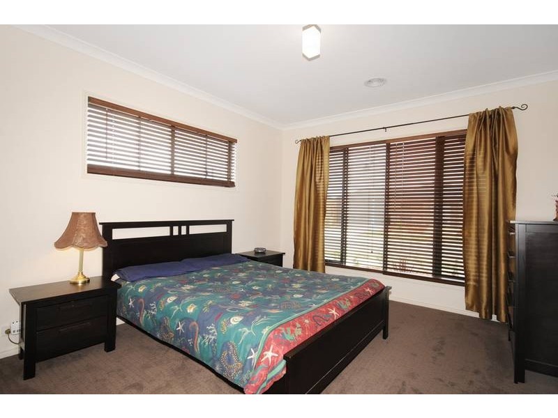 1 Bayrise Court, Indented Head VIC 3223