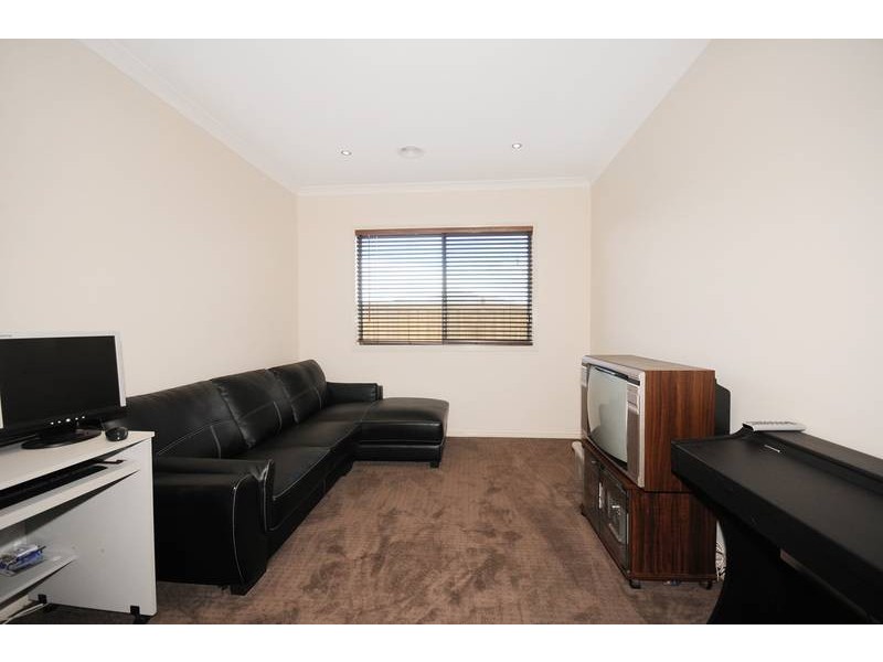 1 Bayrise Court, Indented Head VIC 3223