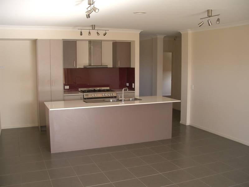 1 Bayrise Court, Indented Head VIC 3223