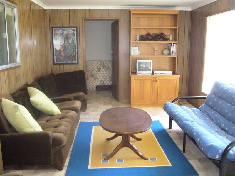 5 VALDA AVENUE, Indented Head VIC 3223