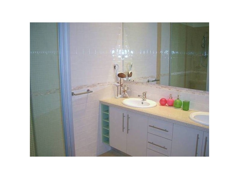 1 & 2 27 Bayside Avenue, St Leonards VIC 3223
