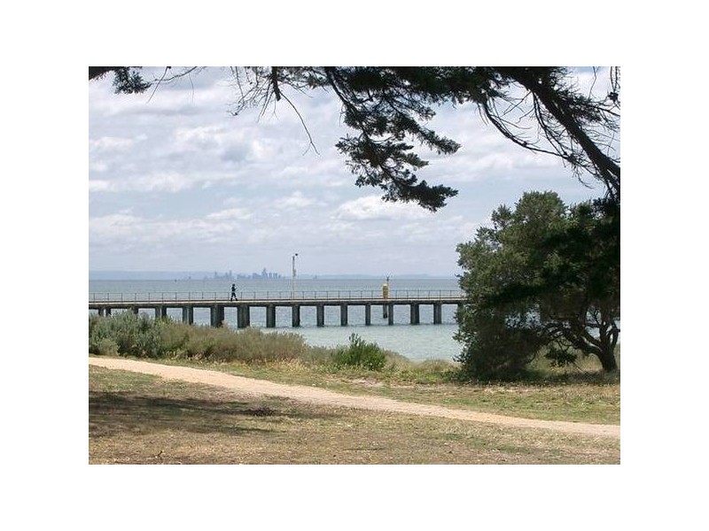 1 & 2 31 Bayside Avenue, St Leonards VIC 3223