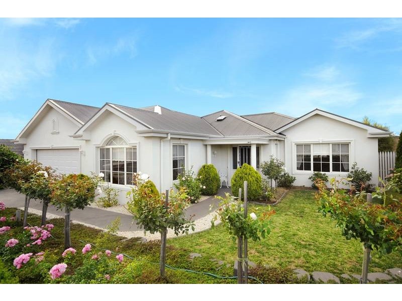 38 Golden Grove, Portarlington VIC 3223
