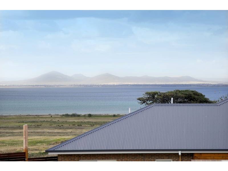 38 Golden Grove, Portarlington VIC 3223