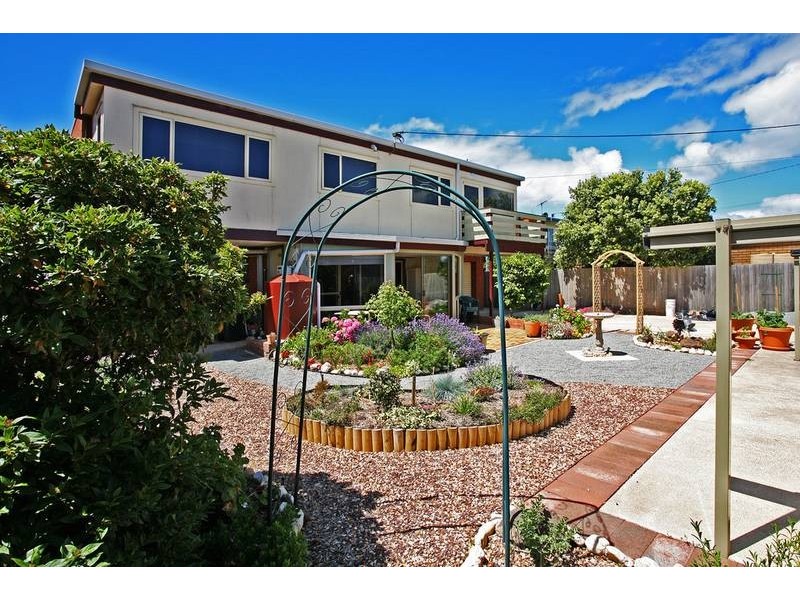 73 The Esplanade, Portarlington VIC 3223