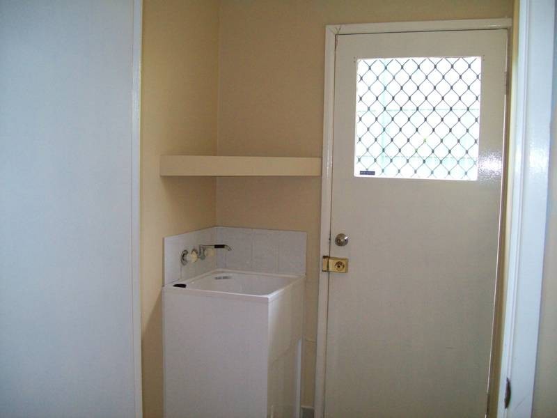 10 Elizabeth Street, Bundamba QLD 4304