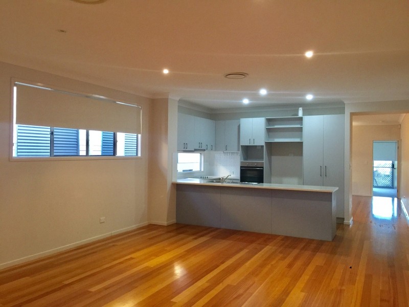 29 Hilltop Terrace, Springfield Lakes QLD 4300