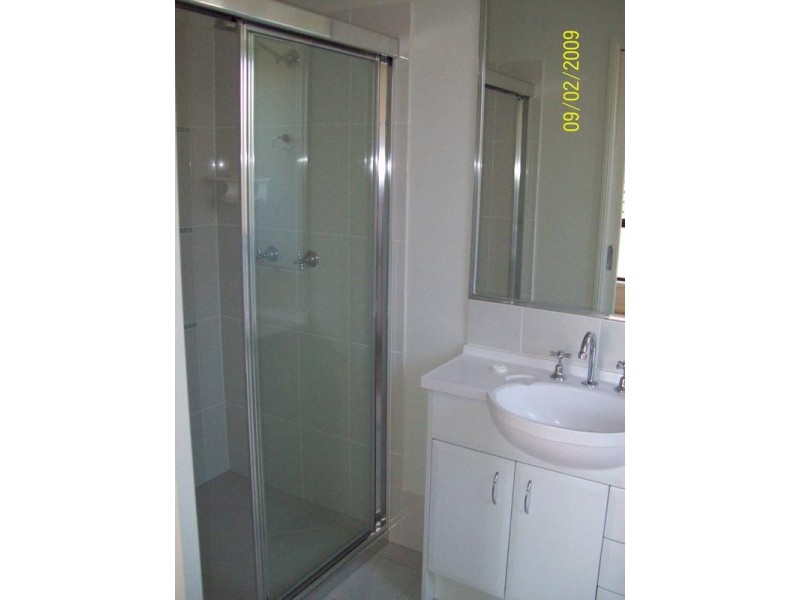 11 Heit Court, North Booval QLD 4304