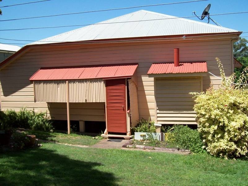 44 Pine Street, North Ipswich QLD 4305