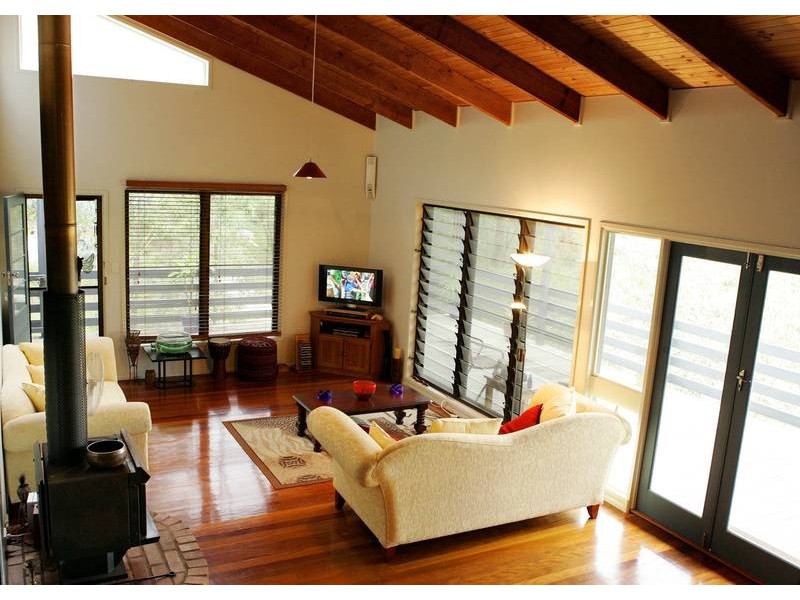 172 Blackwall Rd, Chuwar QLD 4306