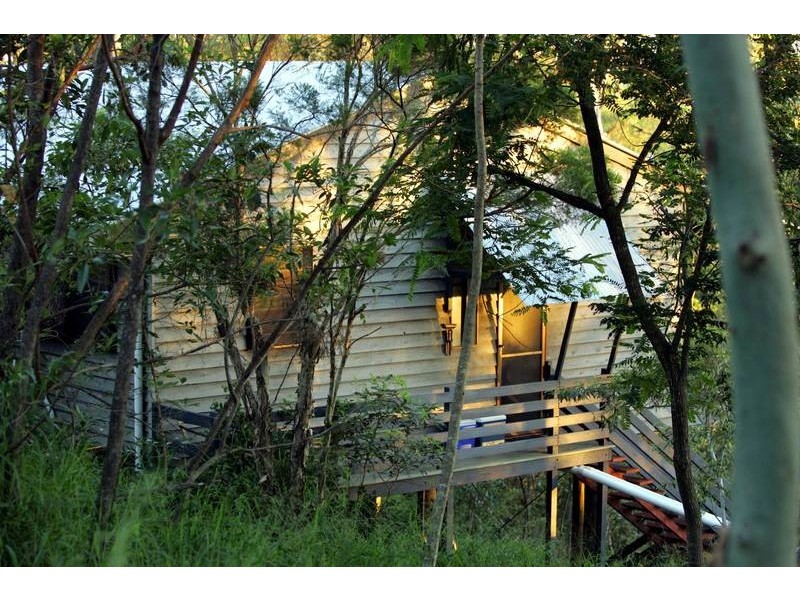 172 Blackwall Rd, Chuwar QLD 4306