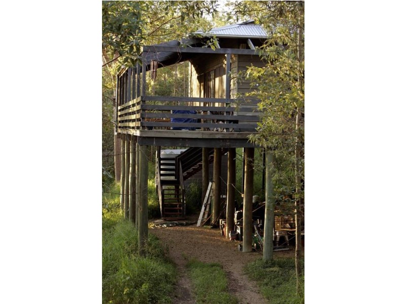 172 Blackwall Rd, Chuwar QLD 4306